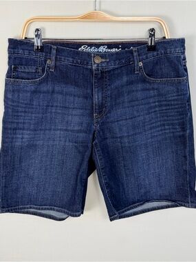 Eddie Bauer Boyfriend Denim Shorts Size 10 Dark Wash Stretch Mid Rise Casual